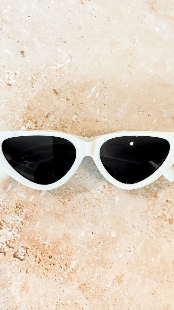 Carla Sunglasses - White