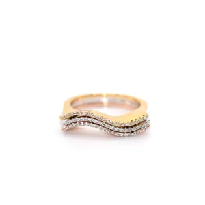 Chic Waves Ring