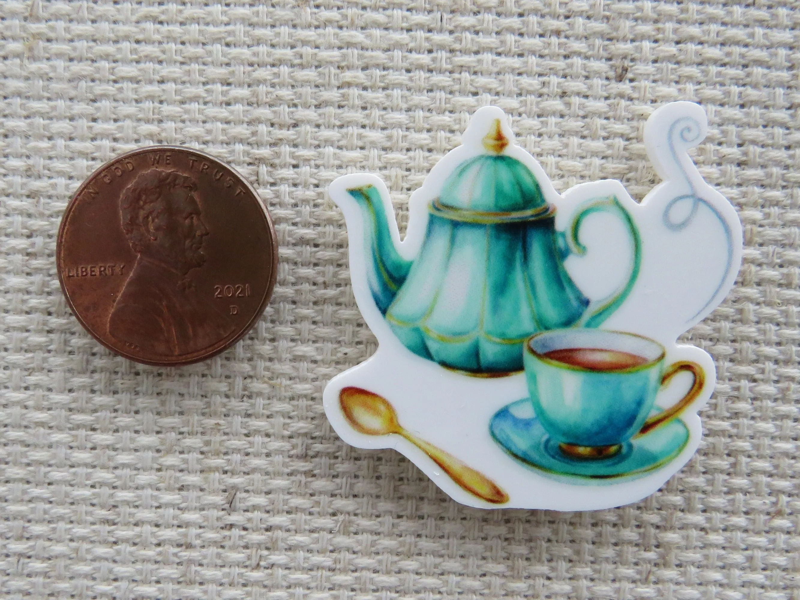 Greenish Blue Tea Pot and Cup Set Needle Minder, Cover Minder, Magnet