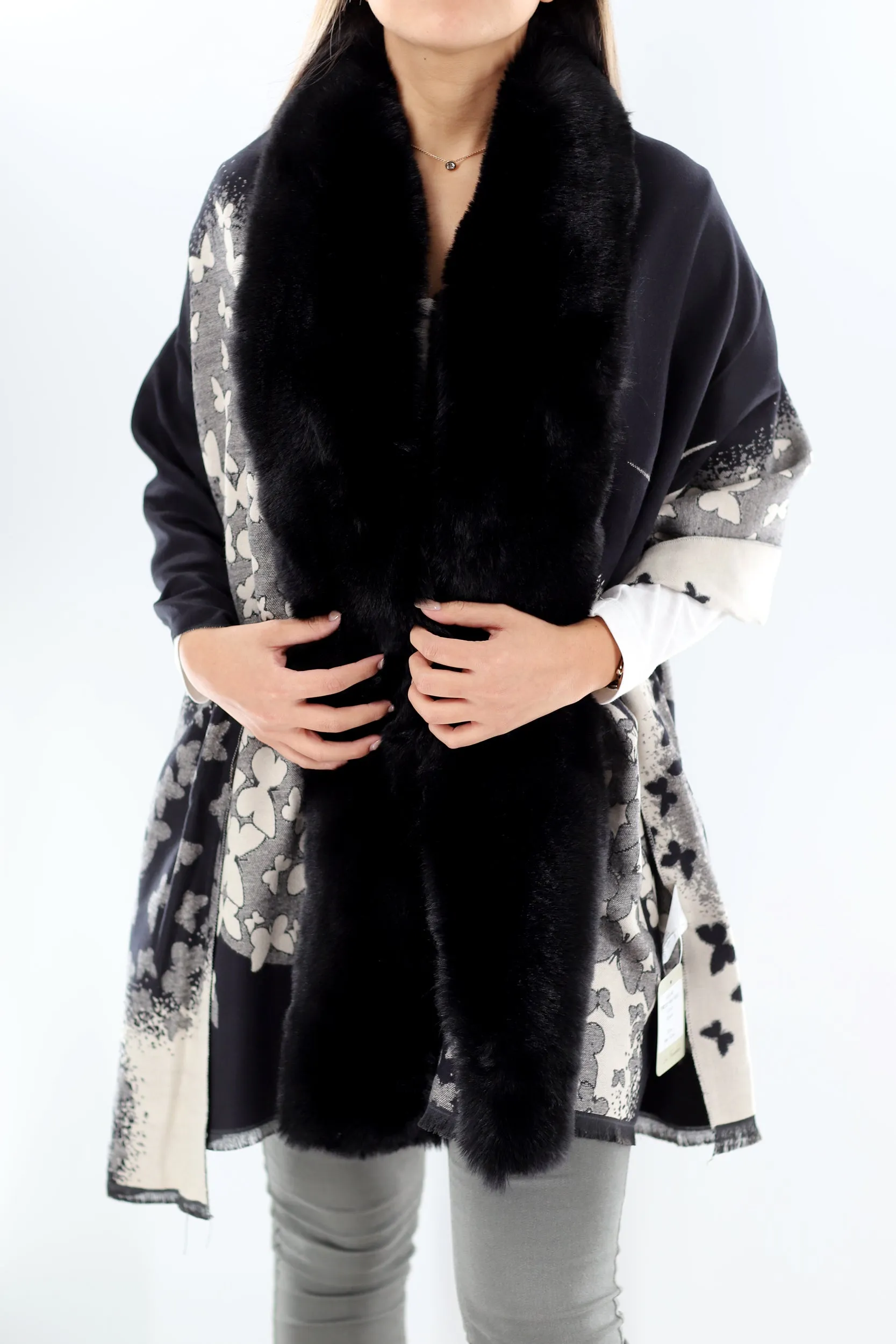 La Fiorentina | Faux Fur Trim Wrap with Print - Black