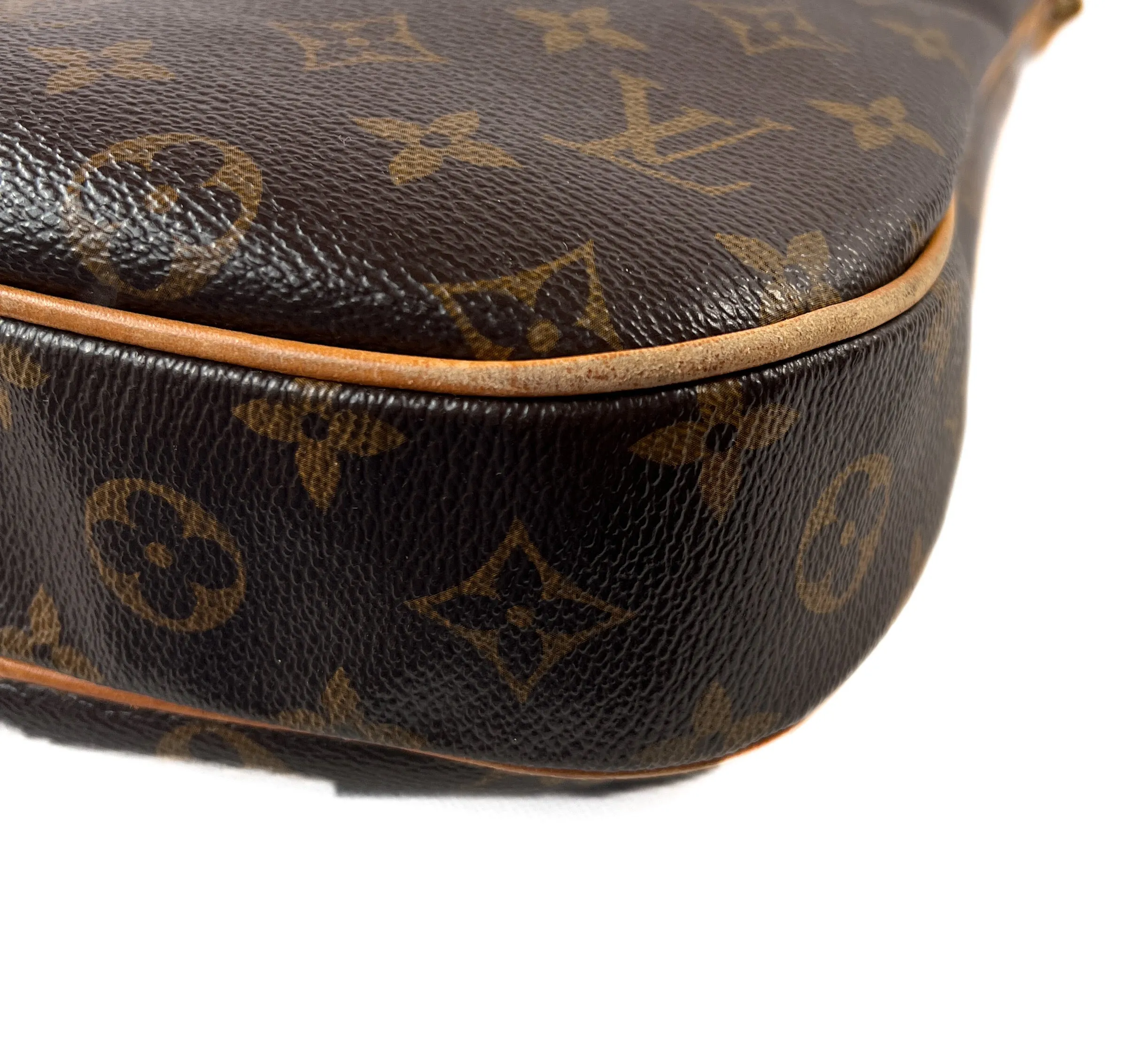 Louis Vuitton monogram Odeon MM CA1112