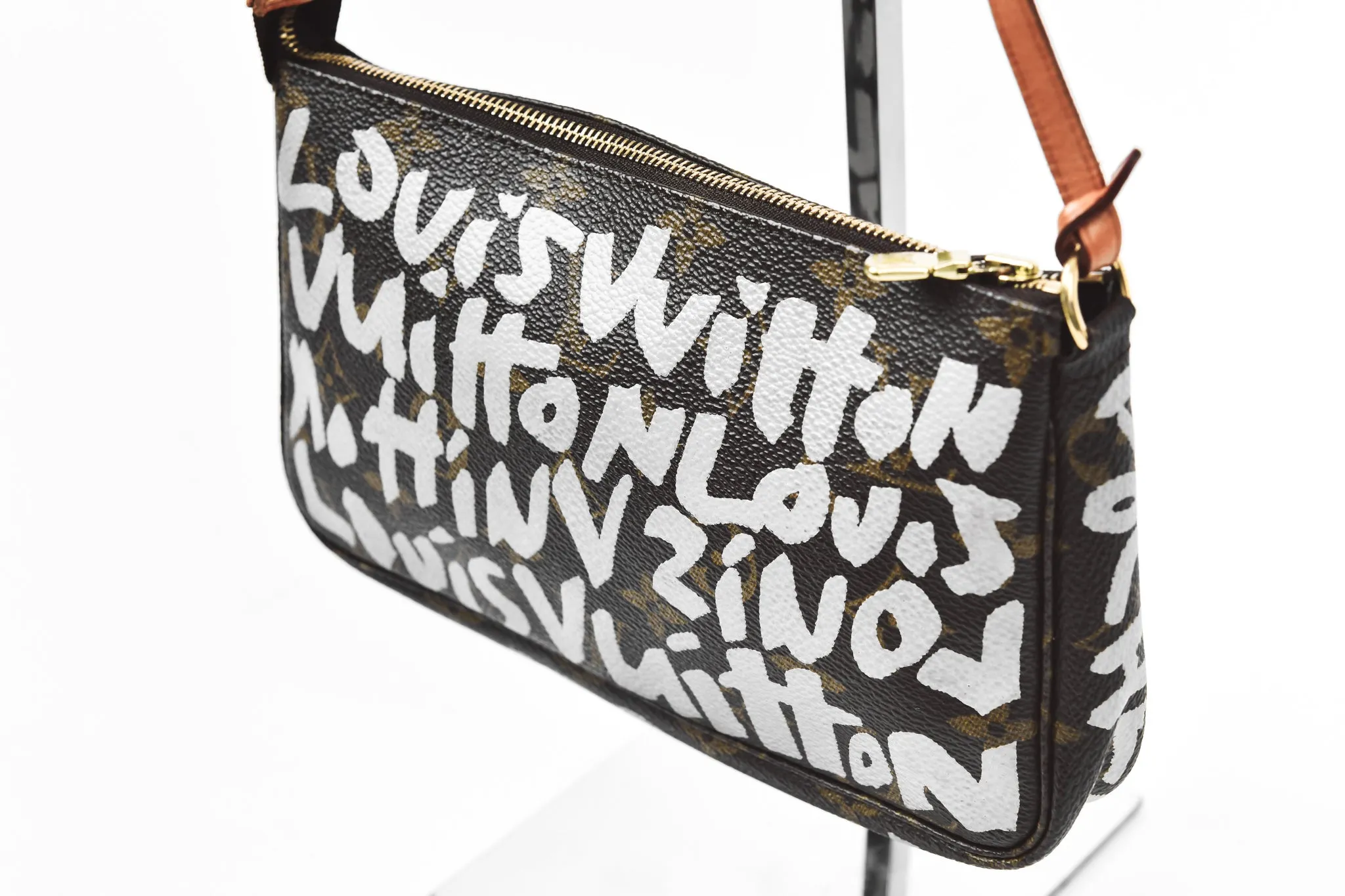 Louis Vuitton x Stephen Sprouse Limited Edition Graffiti Pochette Accessories Bag White