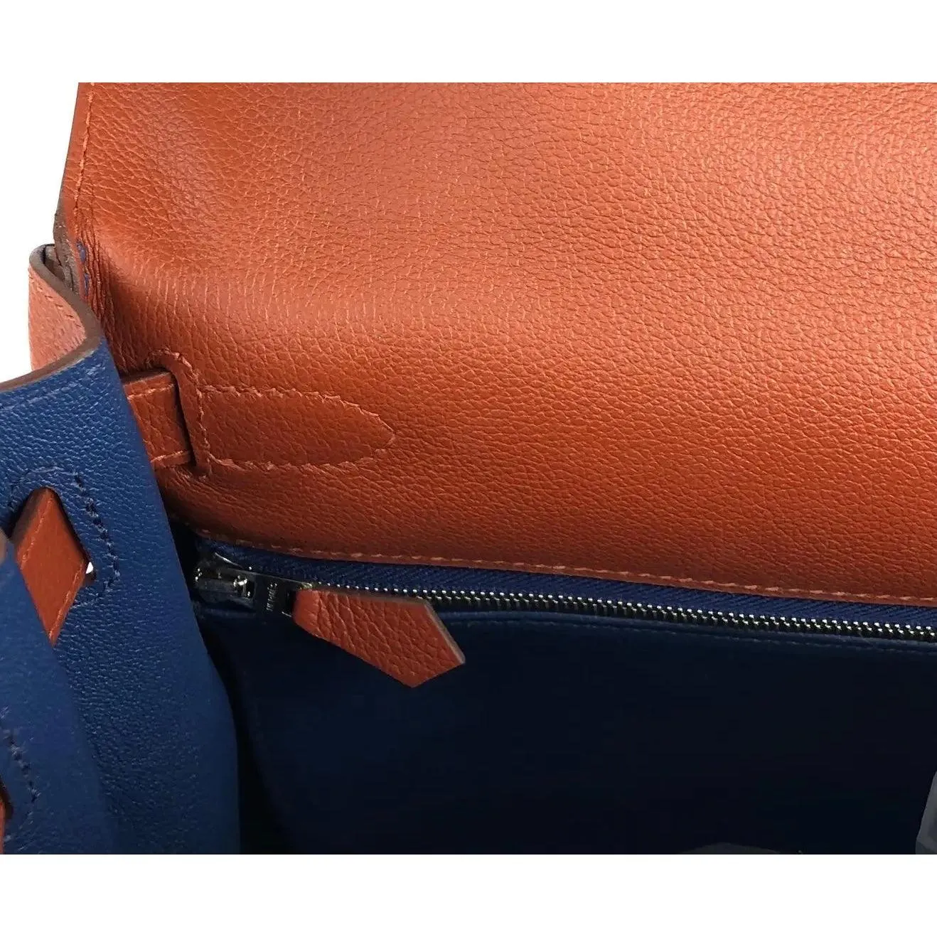 Rare HERMES Kelly 28 Verso Terre de Sienne Burnt Orange Bag